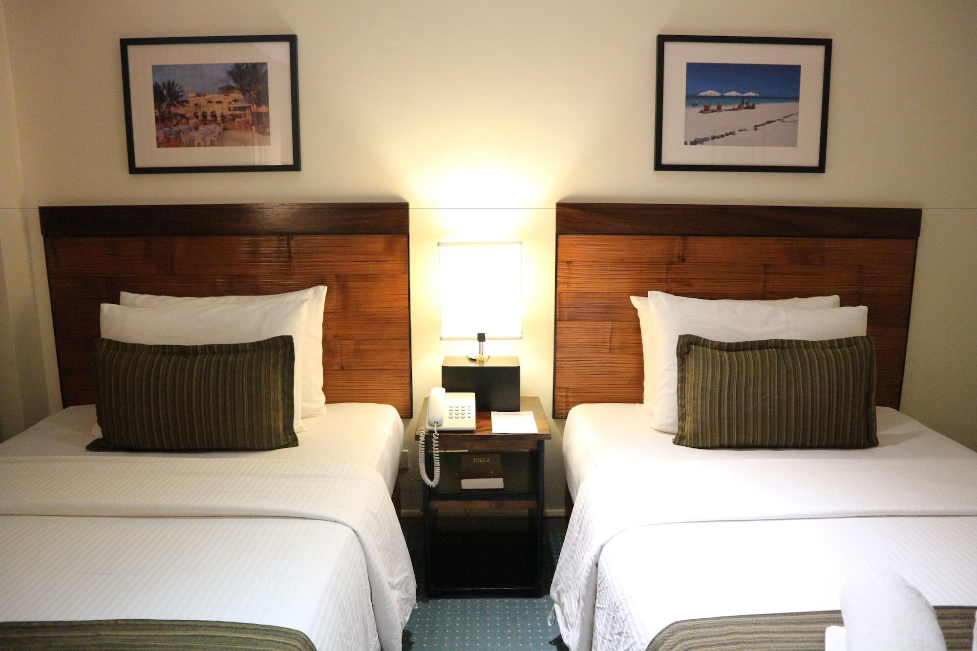 Hotel Boracay Sands 4*