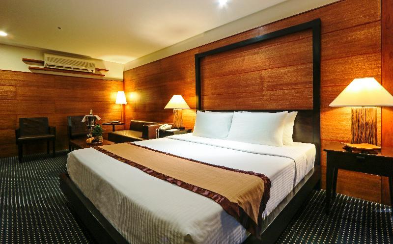 Boracay Sands 4*